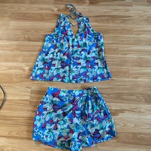 Beautiful NWOT Nanette Lepore Rainforest Short Ruffled Skort & Top Set